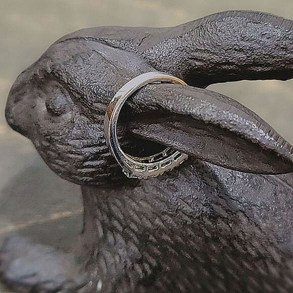 Vtg Avon five-stone clear rhinestone silver tone ring - Picture 4 of 10